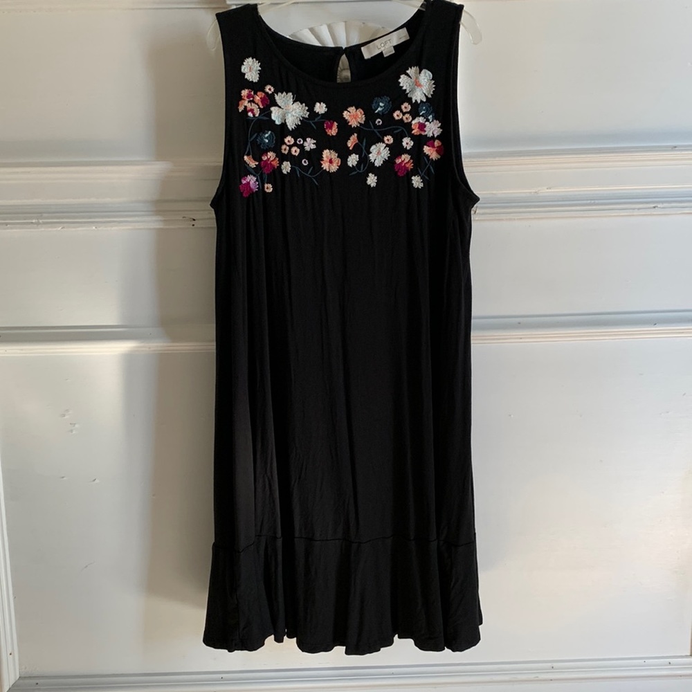 Black tank style dress Large Petite with embroidered design